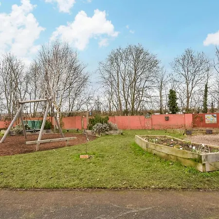 The Cleveland * יורק