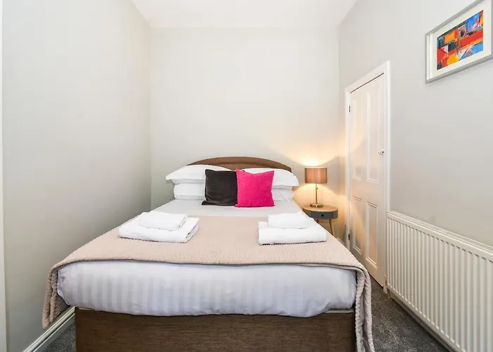 The Cleveland בית נופש יורק